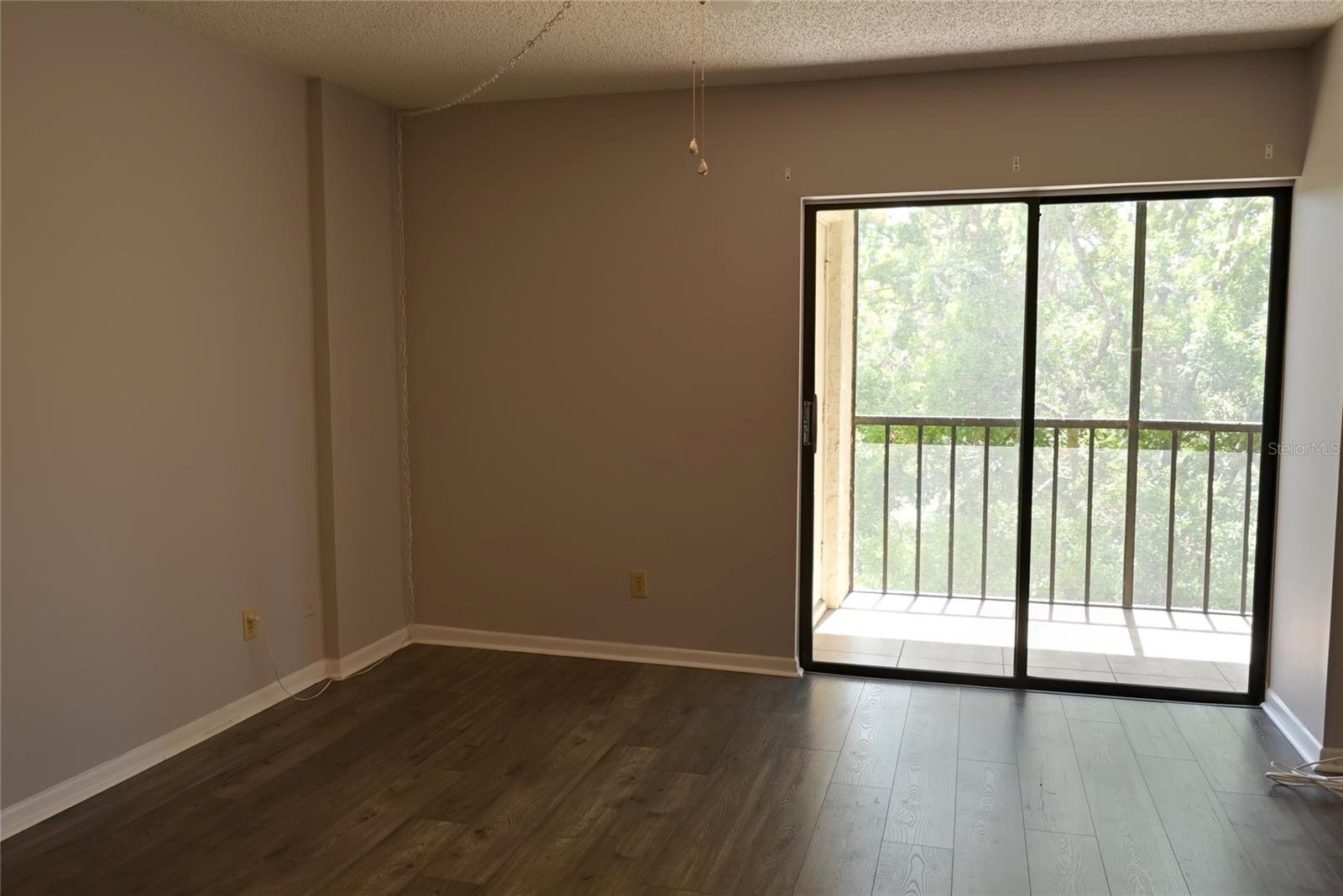 Image 11 of 17 For 2800 Cove Cay Drive 5d