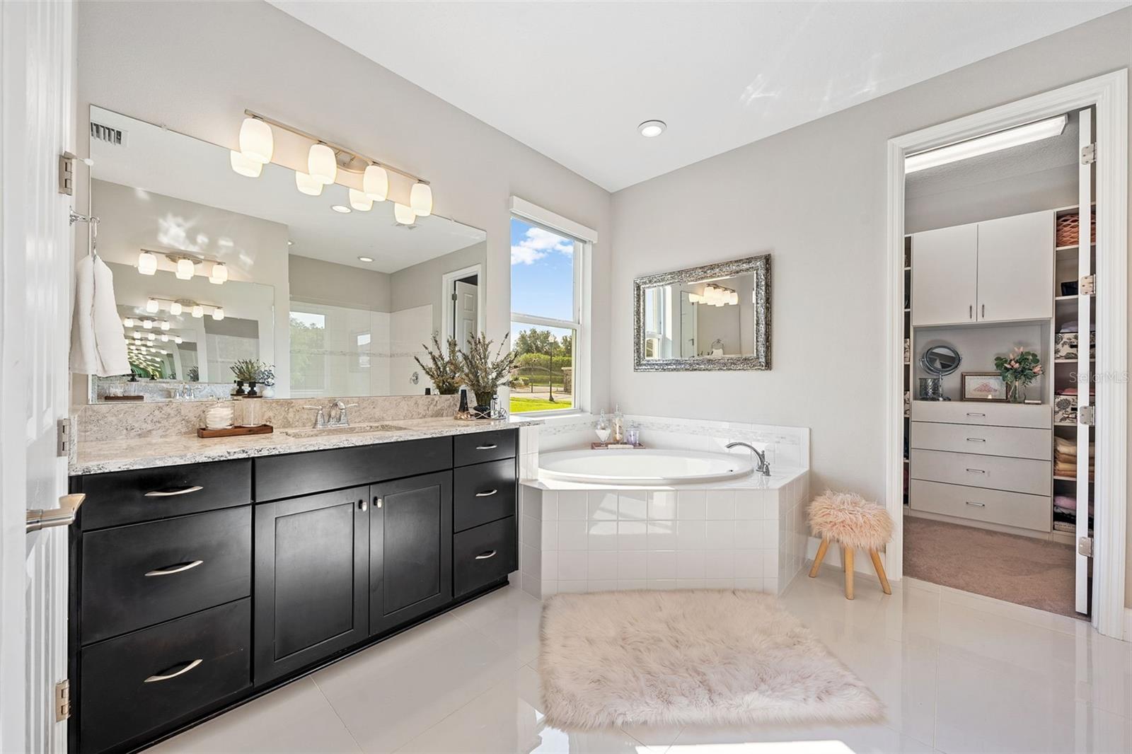 Image 22 of 46 For 33536 Willow Point Court