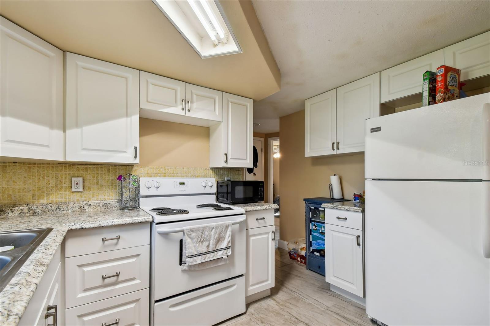 Image 4 of 6 For 9715 Gray Fox Lane