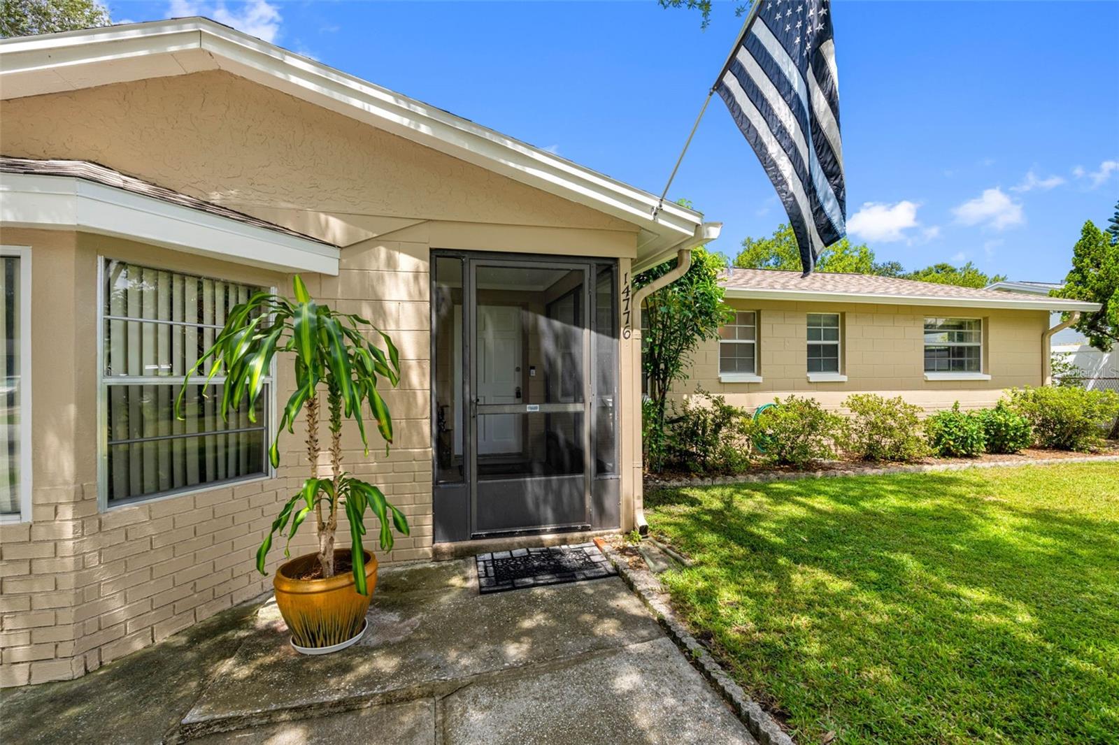 Image 12 of 44 For 14776 55th Way N