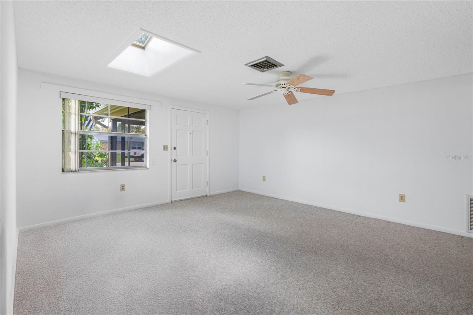 Image 14 of 44 For 14776 55th Way N