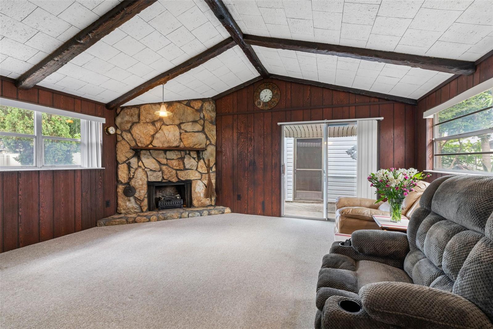 Image 17 of 44 For 14776 55th Way N