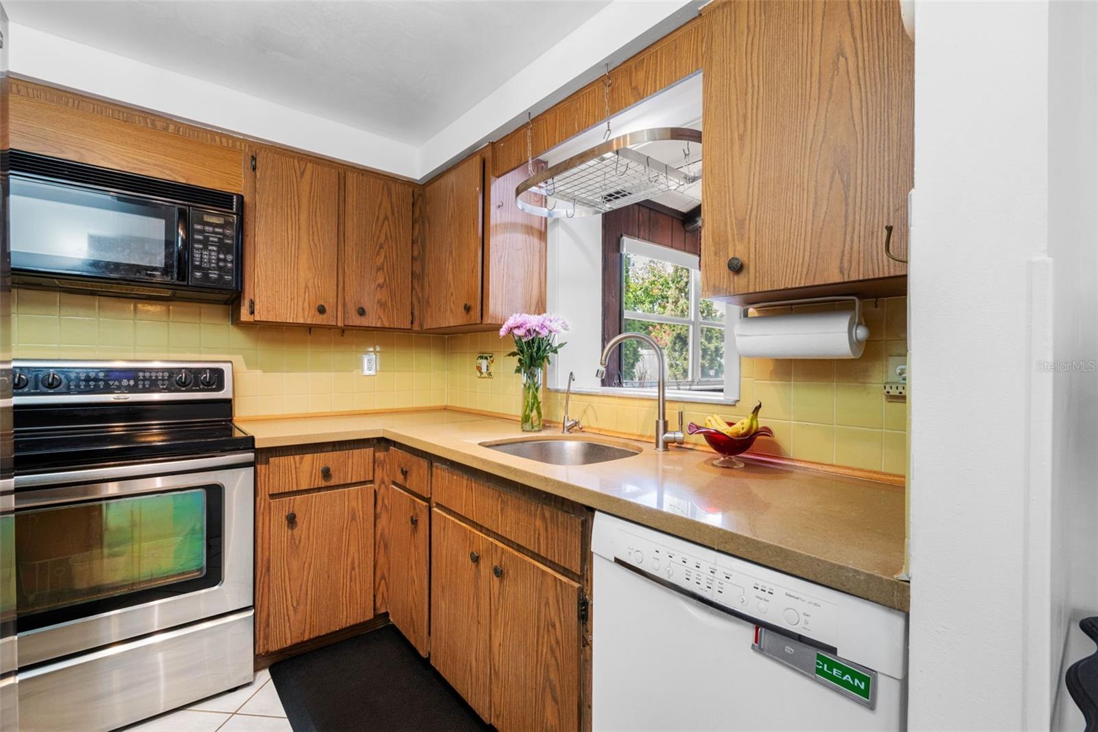 Image 18 of 44 For 14776 55th Way N