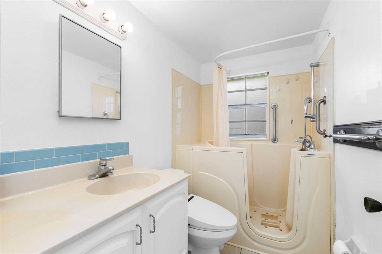 Image 23 of 44 For 14776 55th Way N