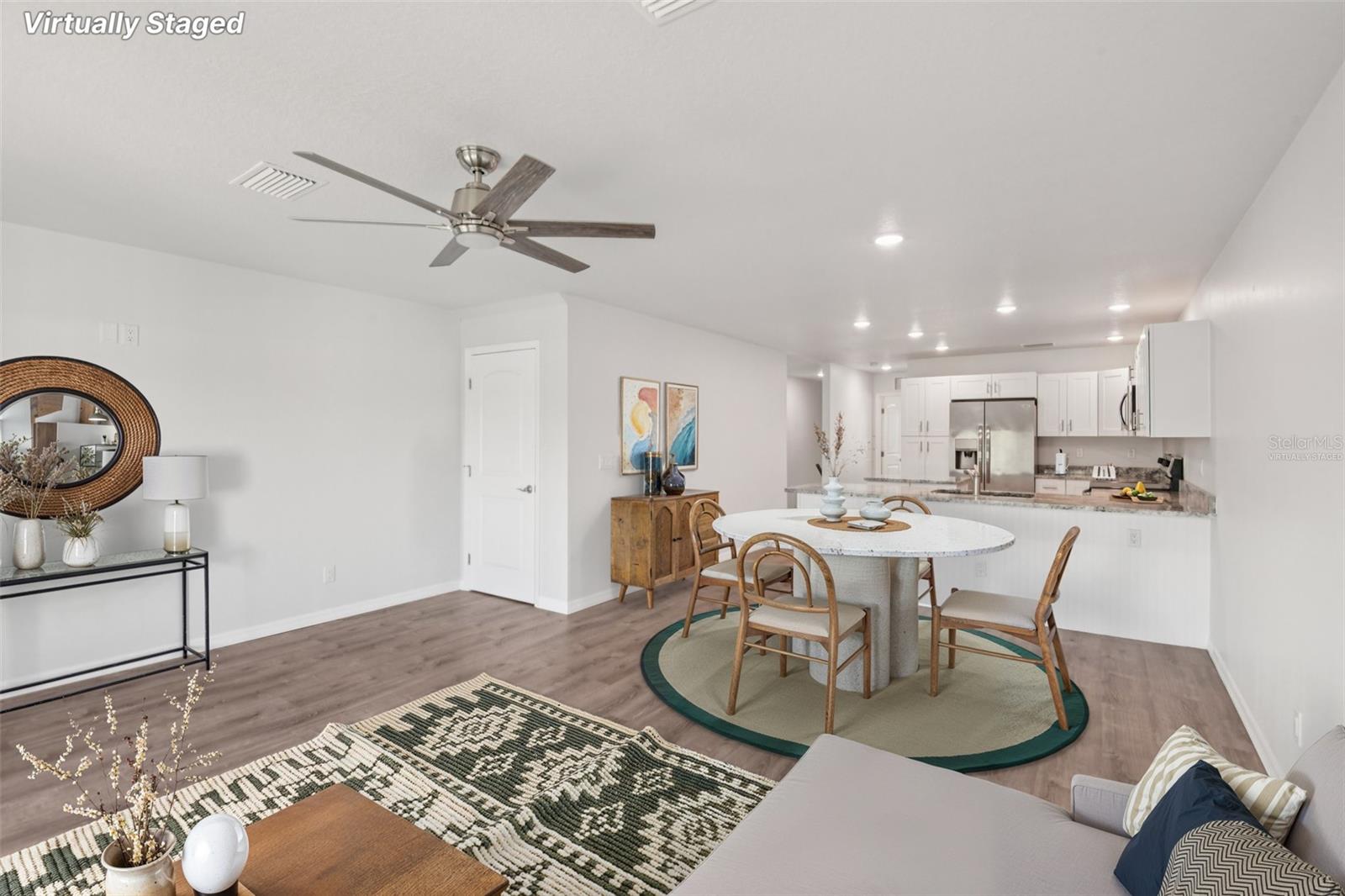 Image 8 of 39 For 6873 Clark Street