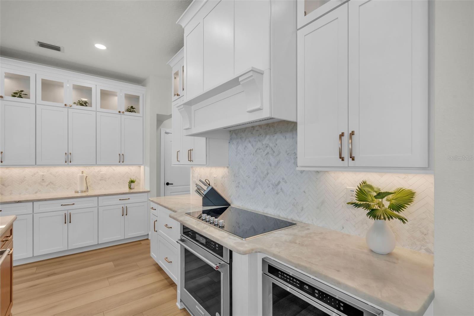 Image 13 of 41 For 109 16th Street