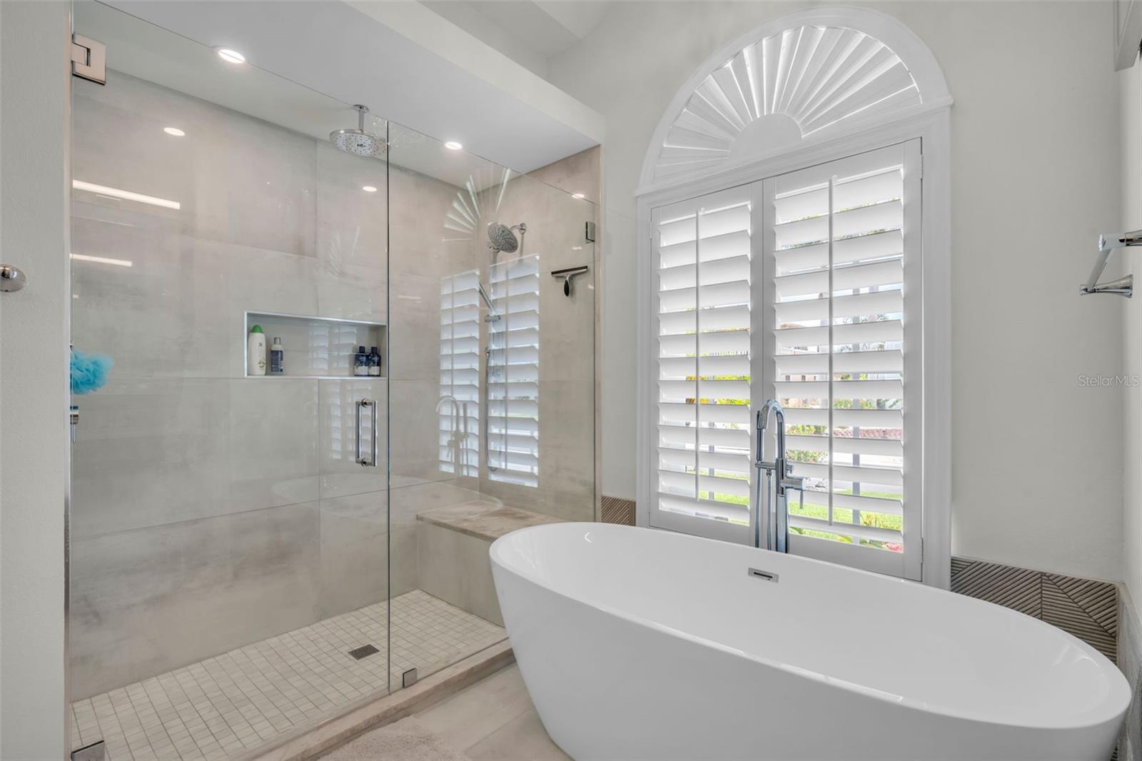 Image 19 of 41 For 109 16th Street