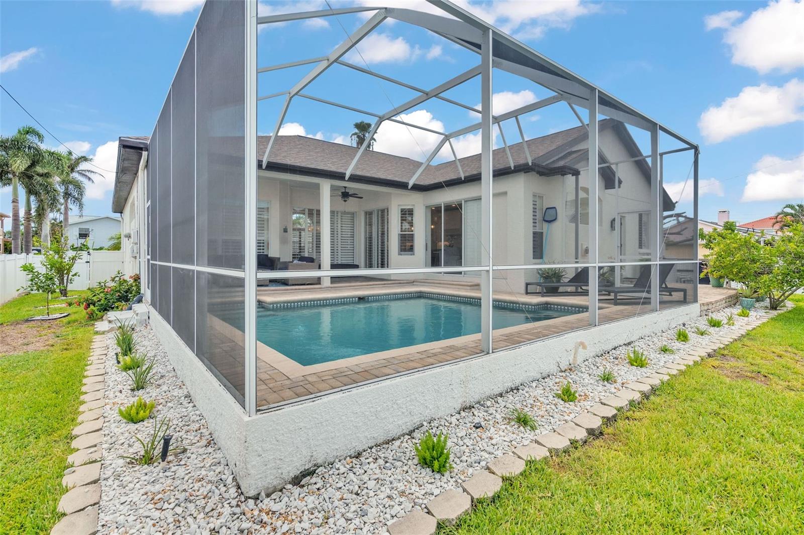 Image 28 of 41 For 109 16th Street