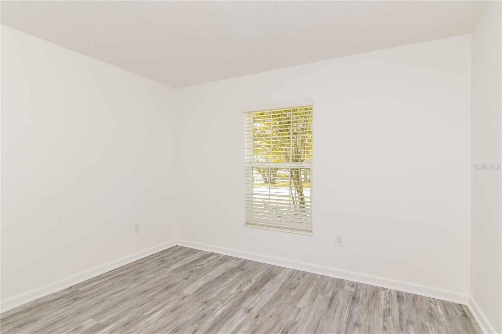 Image 16 of 20 For 1349 Lucerne Loop Road Ne