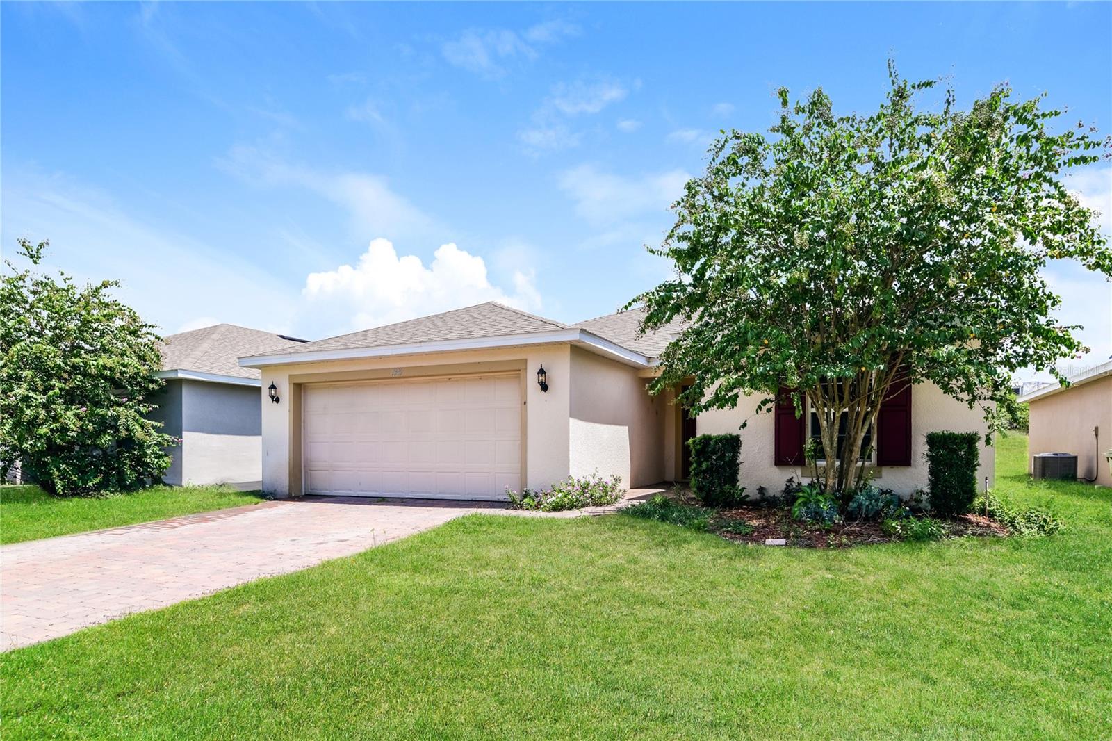 Image 2 of 20 For 1349 Lucerne Loop Road Ne