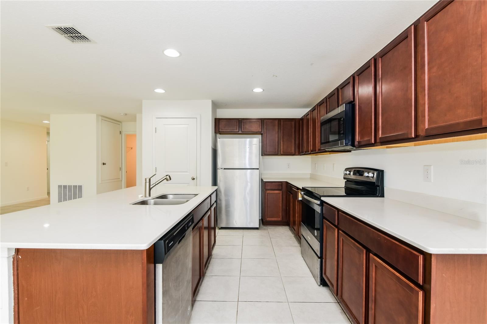 Image 6 of 20 For 1349 Lucerne Loop Road Ne
