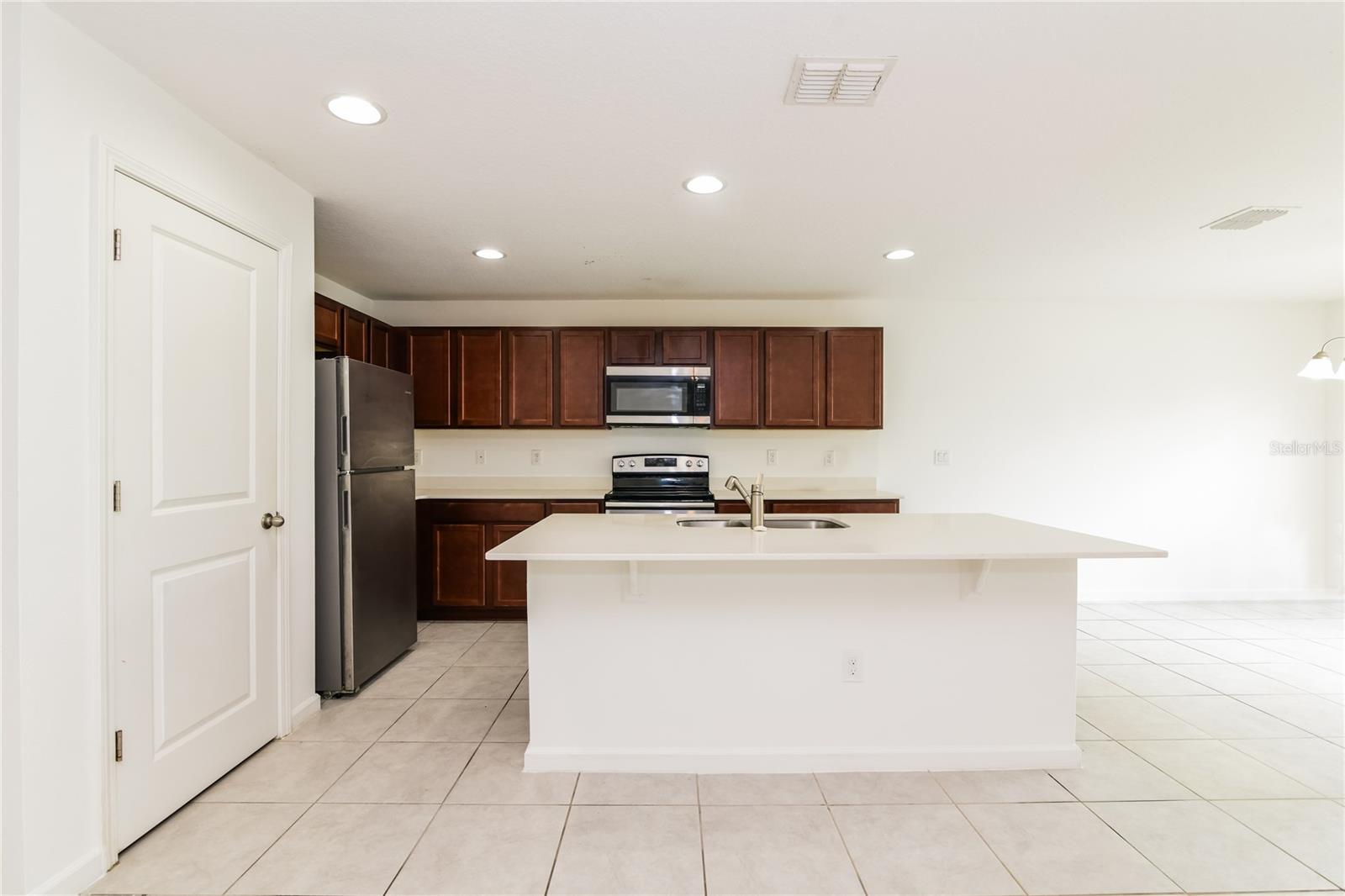 Image 7 of 20 For 1349 Lucerne Loop Road Ne