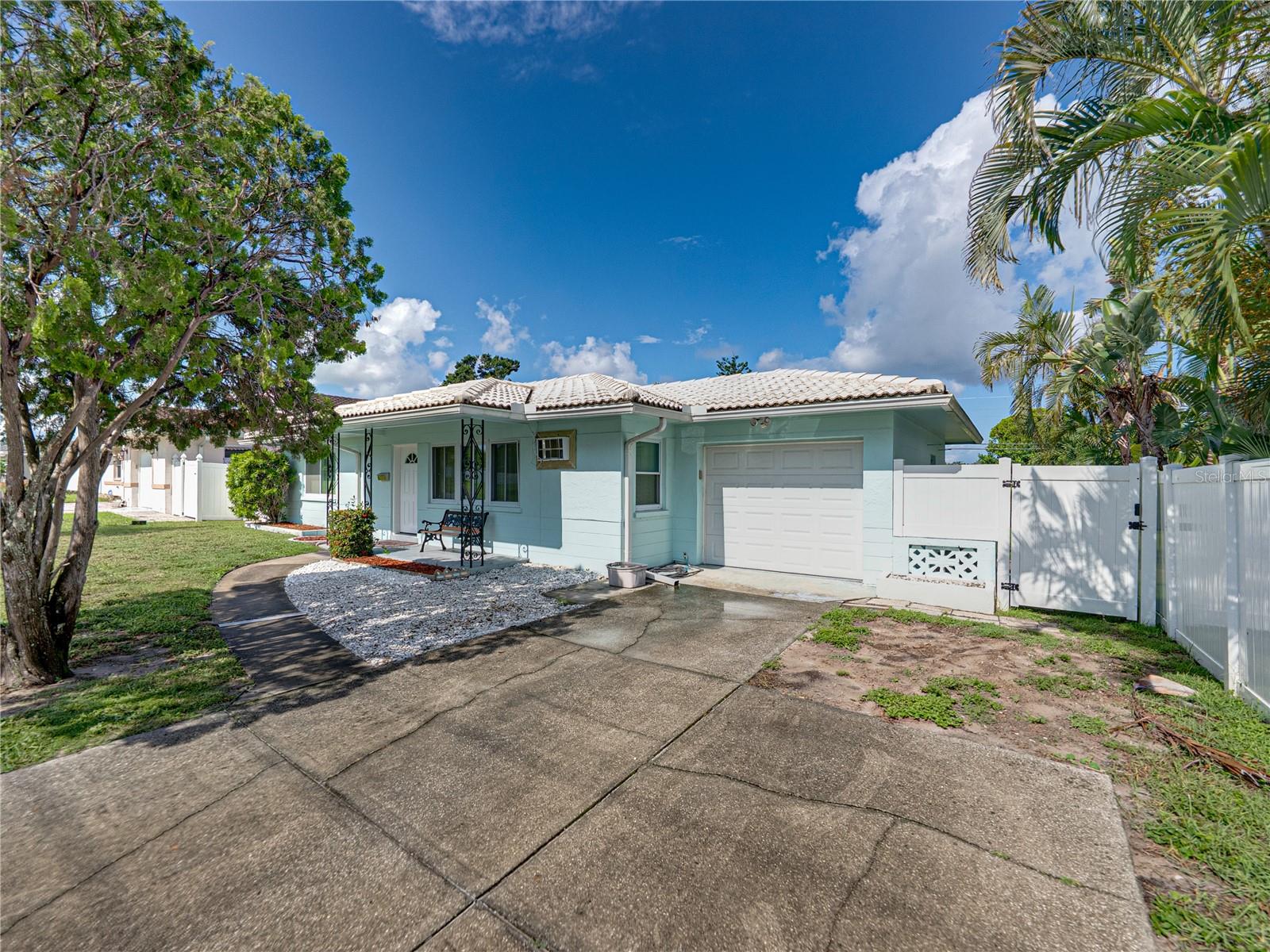 Details for 3160 52nd Street N, ST PETERSBURG, FL 33710