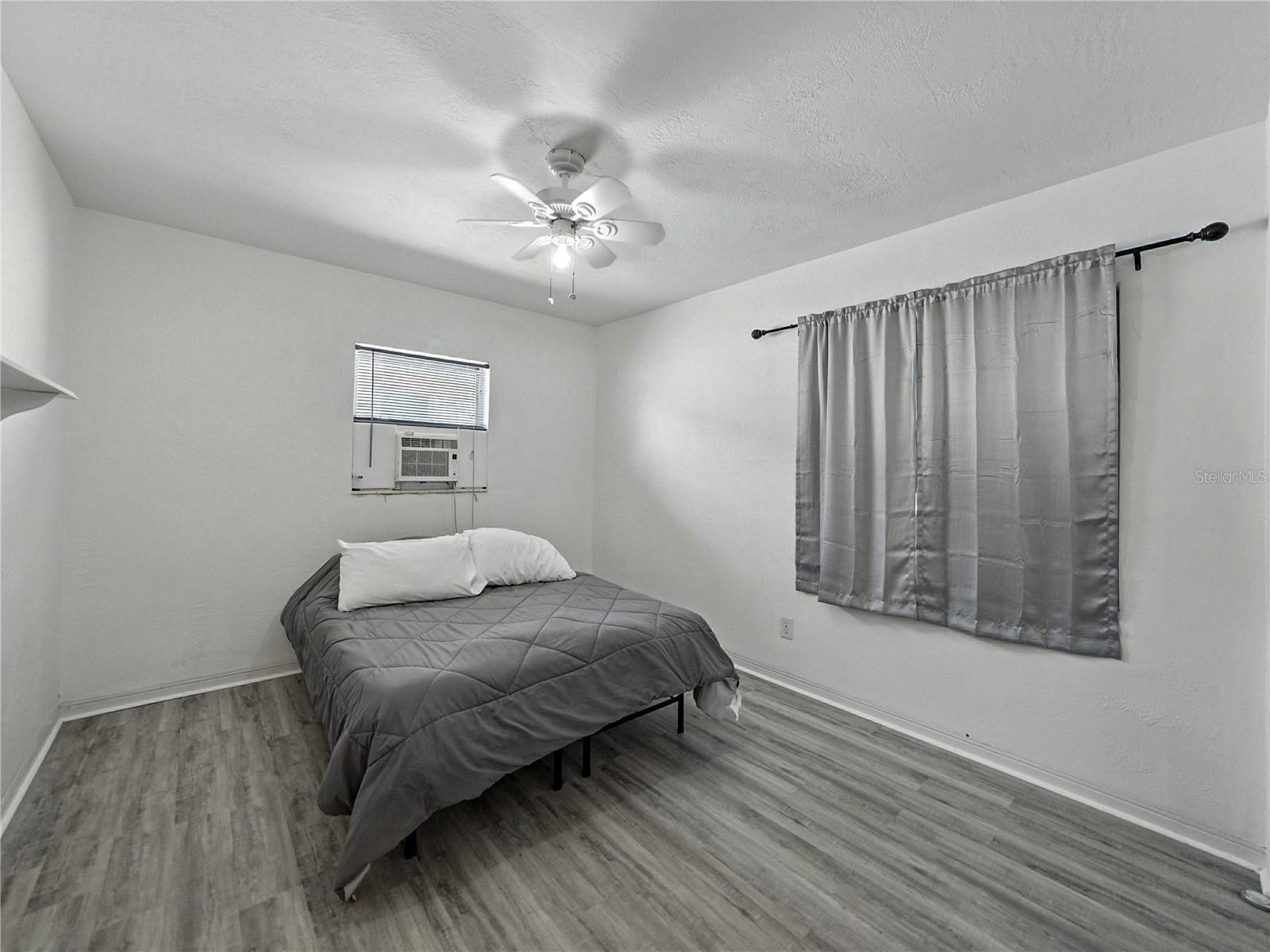 Image 20 of 50 For 3160 52nd Street N