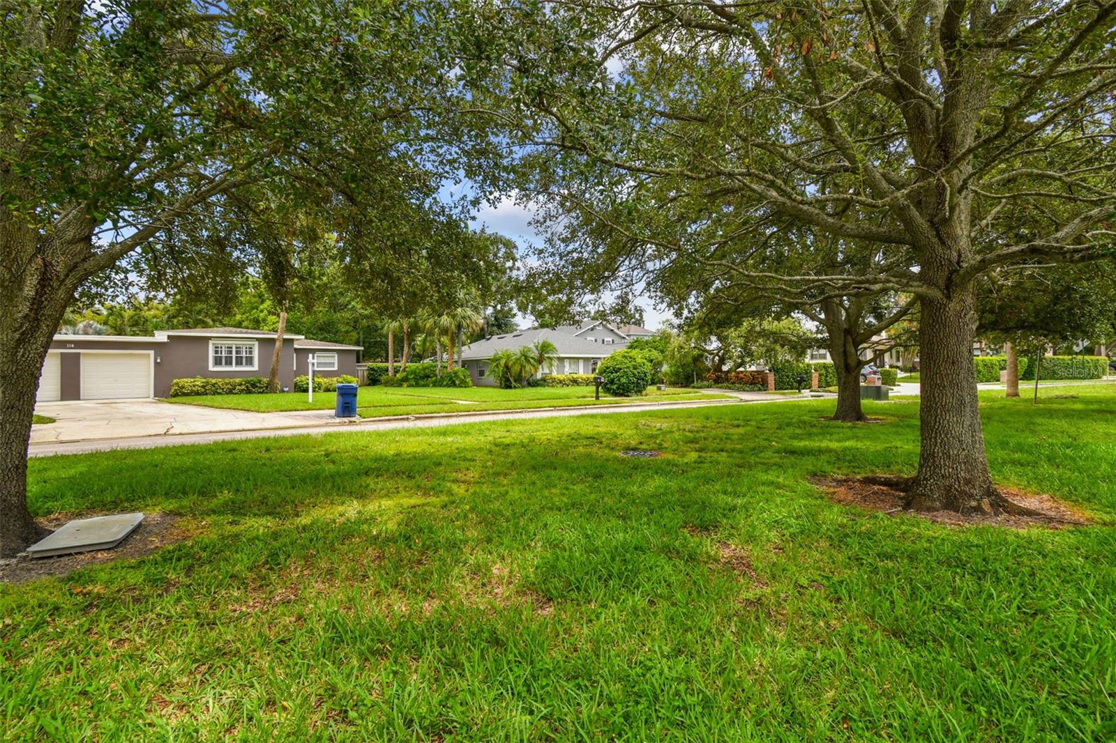 Image 14 of 19 For 116 Hale Avenue