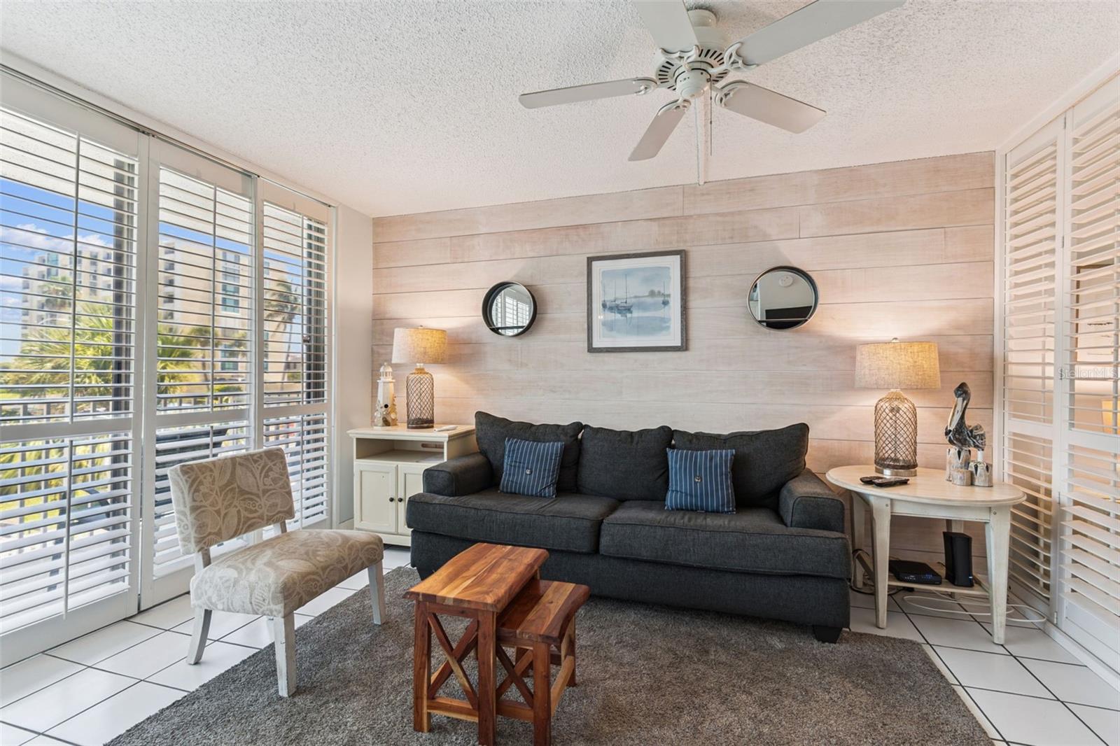 Image 11 of 50 For 800 Bayway Boulevard 17