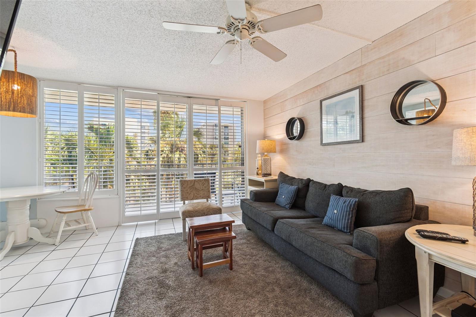 Image 4 of 50 For 800 Bayway Boulevard 17
