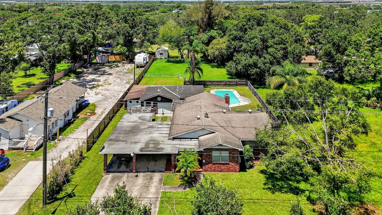 Image 2 of 62 For 5608 Palm River Road