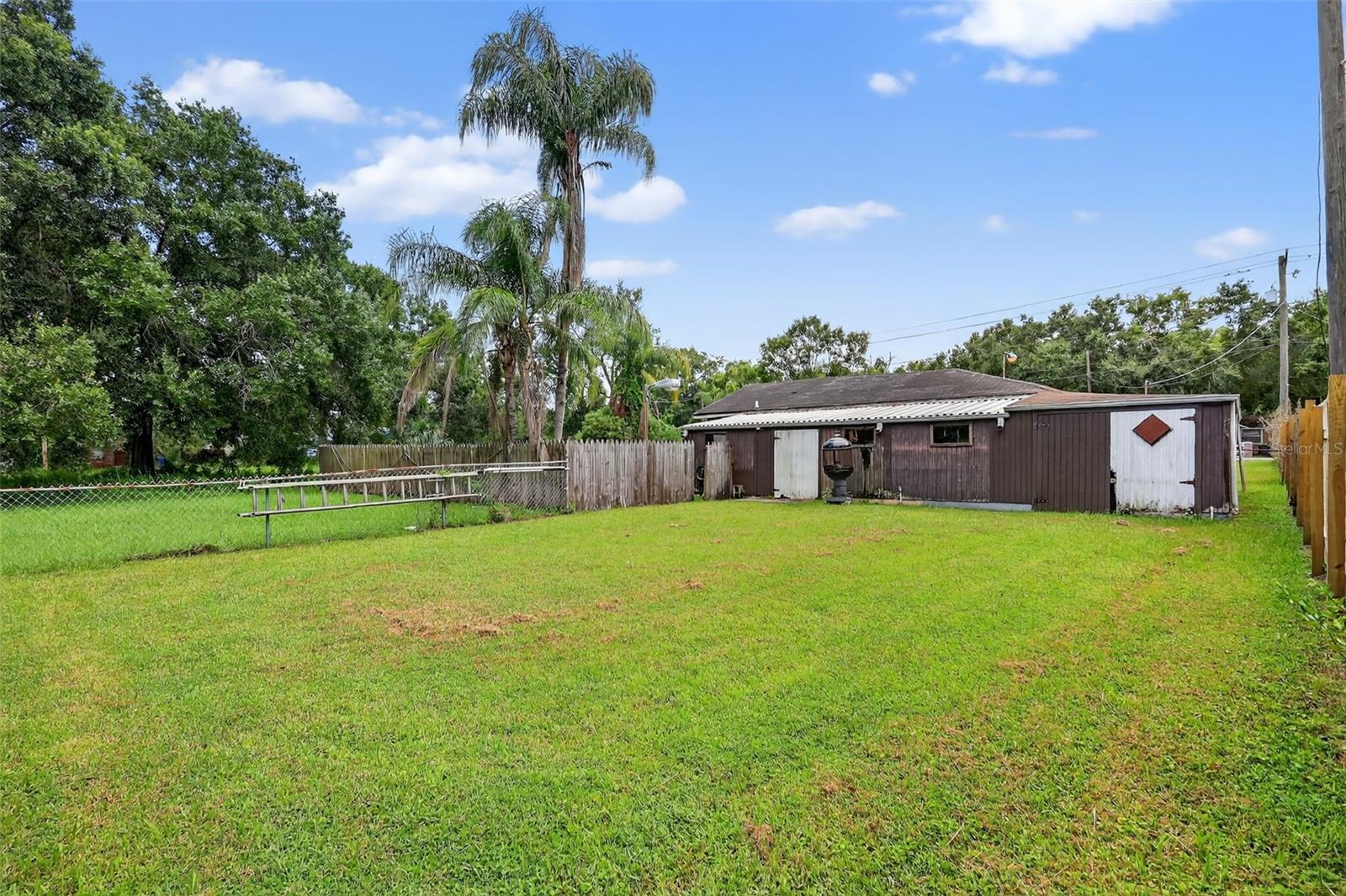 Image 45 of 62 For 5608 Palm River Road