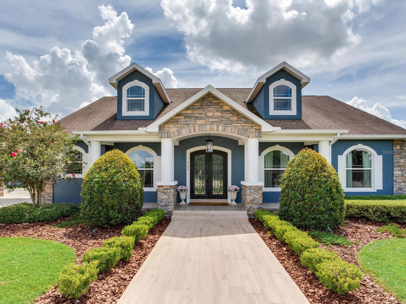Listing photo id 0 for 8604 Alafia Hills Drive