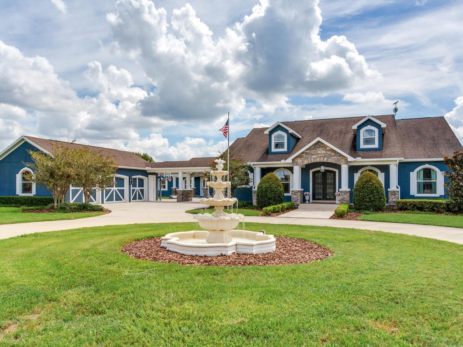 Listing photo id 1 for 8604 Alafia Hills Drive