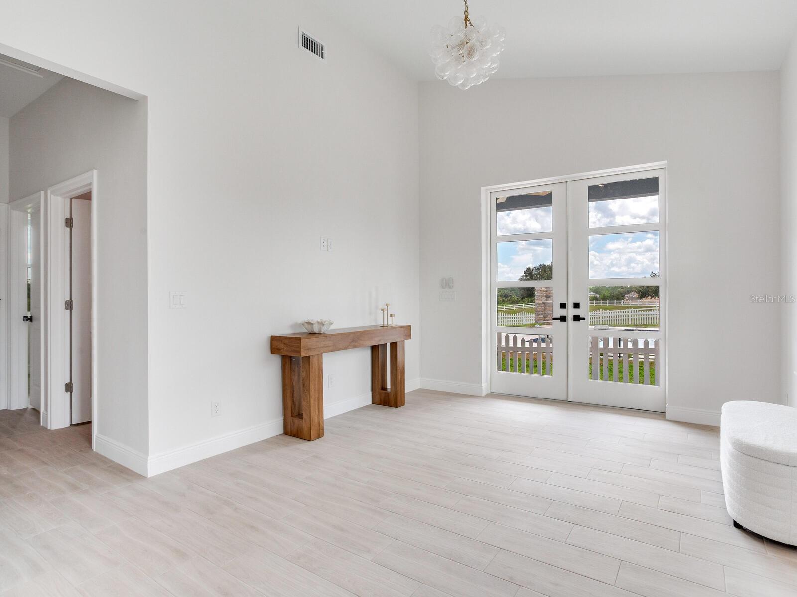 Listing photo id 49 for 8604 Alafia Hills Drive
