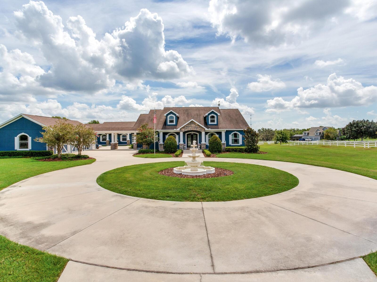 Listing photo id 4 for 8604 Alafia Hills Drive