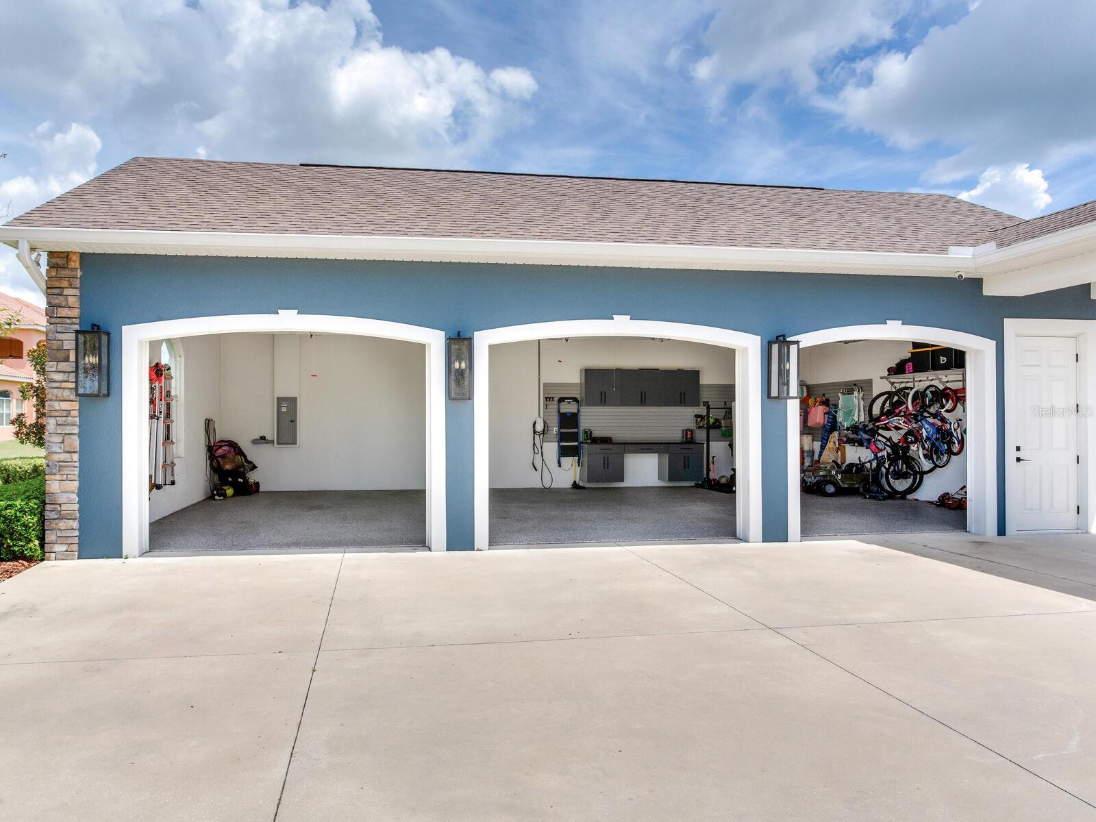 Listing photo id 59 for 8604 Alafia Hills Drive