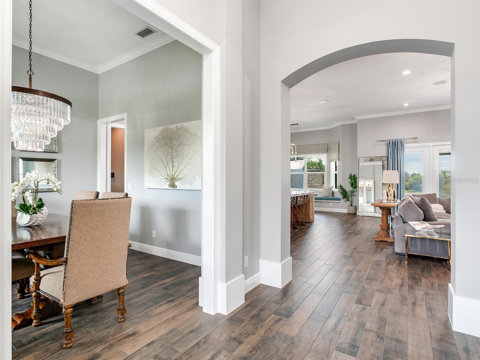Listing photo id 5 for 8604 Alafia Hills Drive