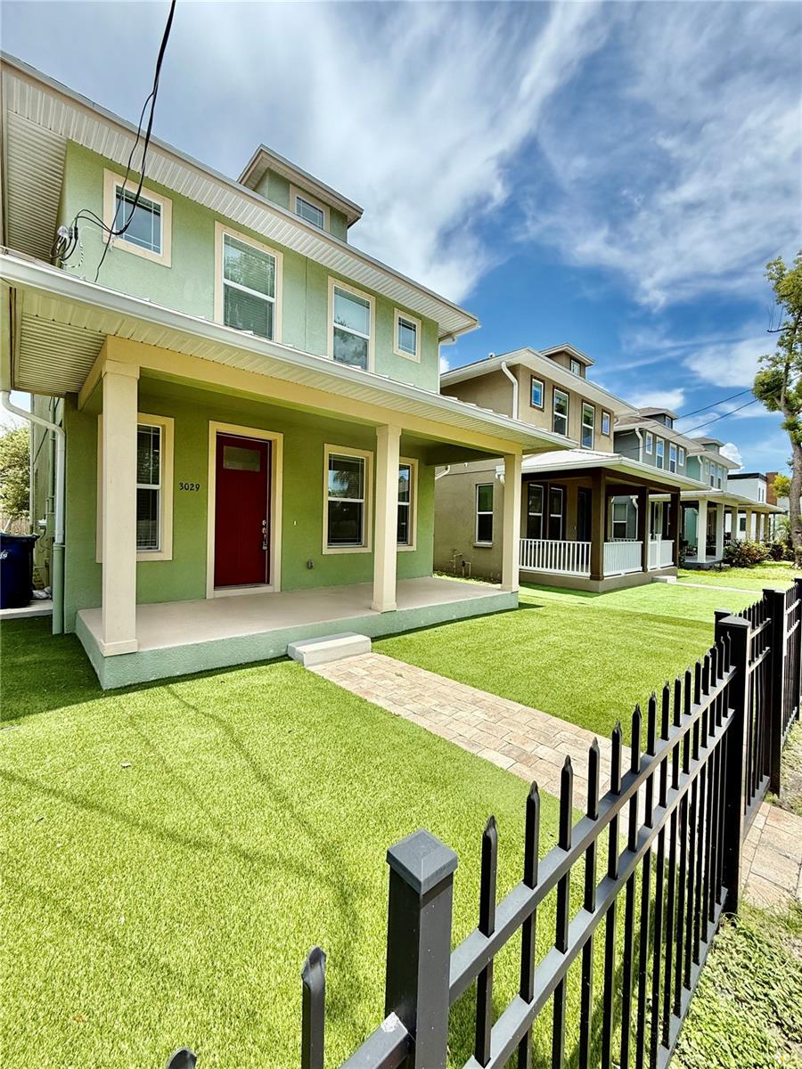 Image 3 of 42 For 3029 Spruce Street