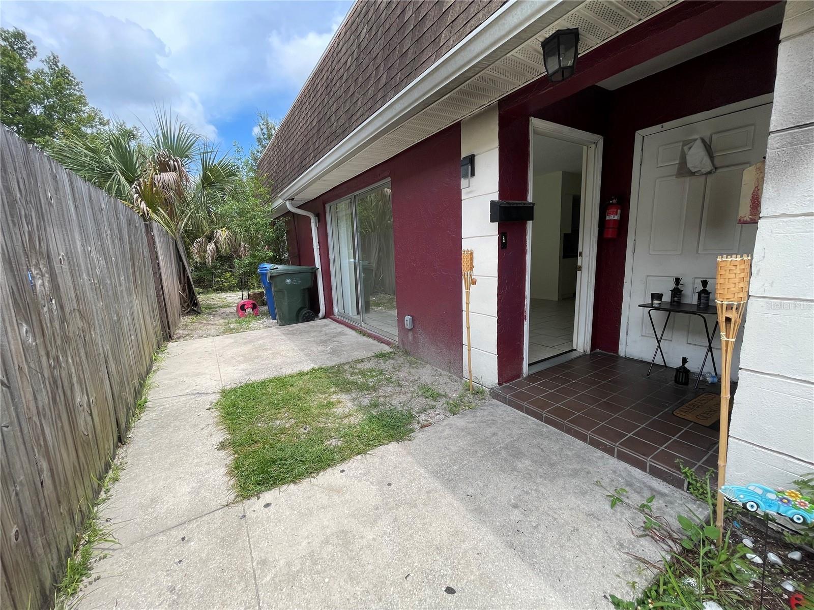 Details for 185 Fulton Street Ne 4, LARGO, FL 33771