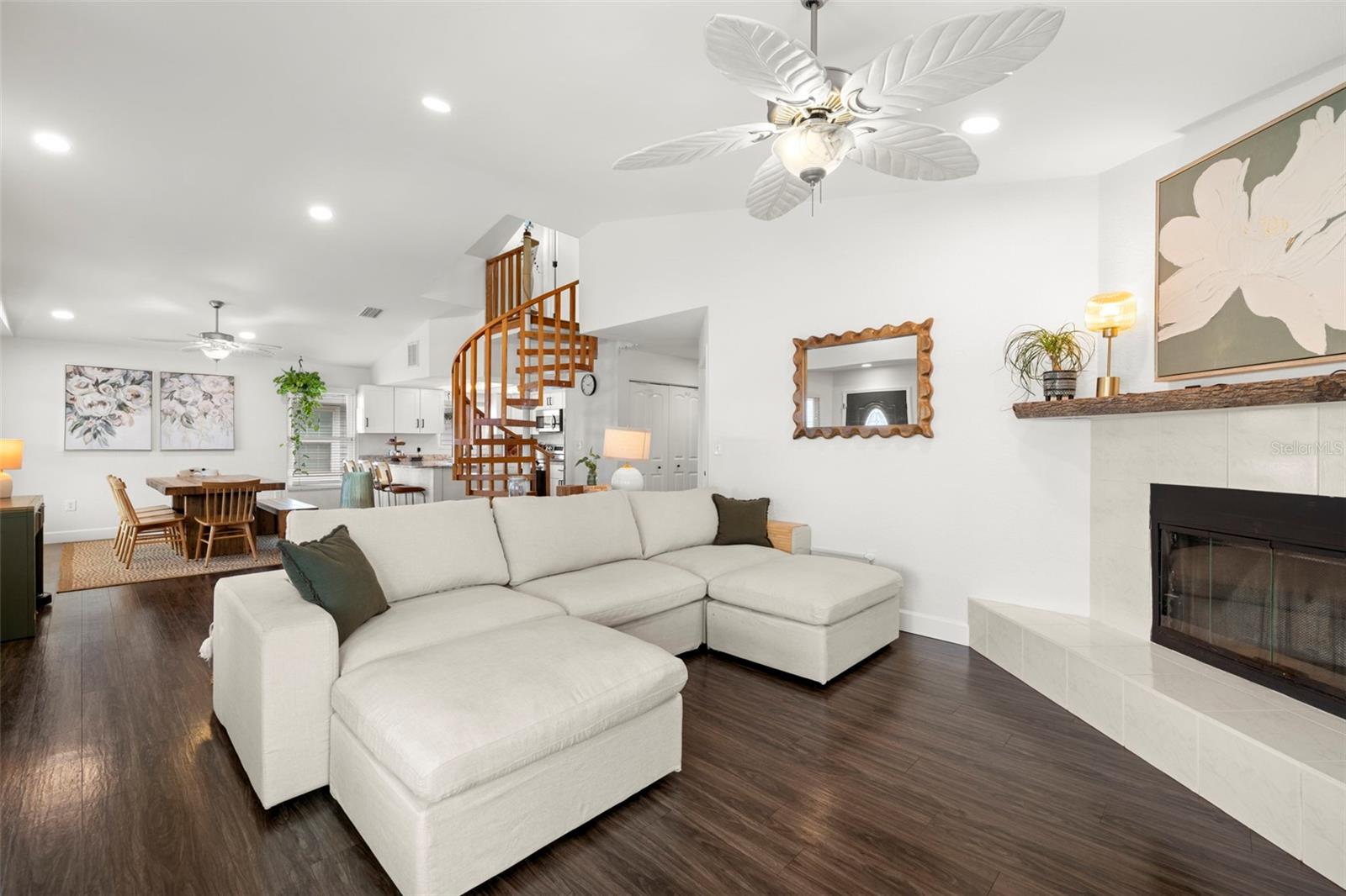 Image 4 of 39 For 247 126th Avenue