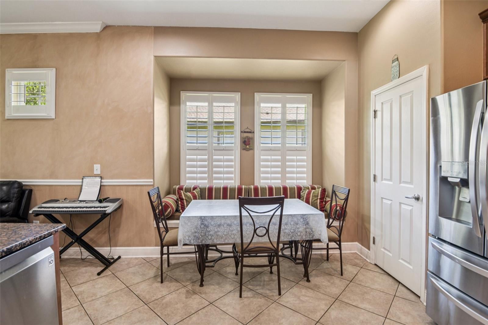 Image 17 of 58 For 8129 Lagerfeld Drive