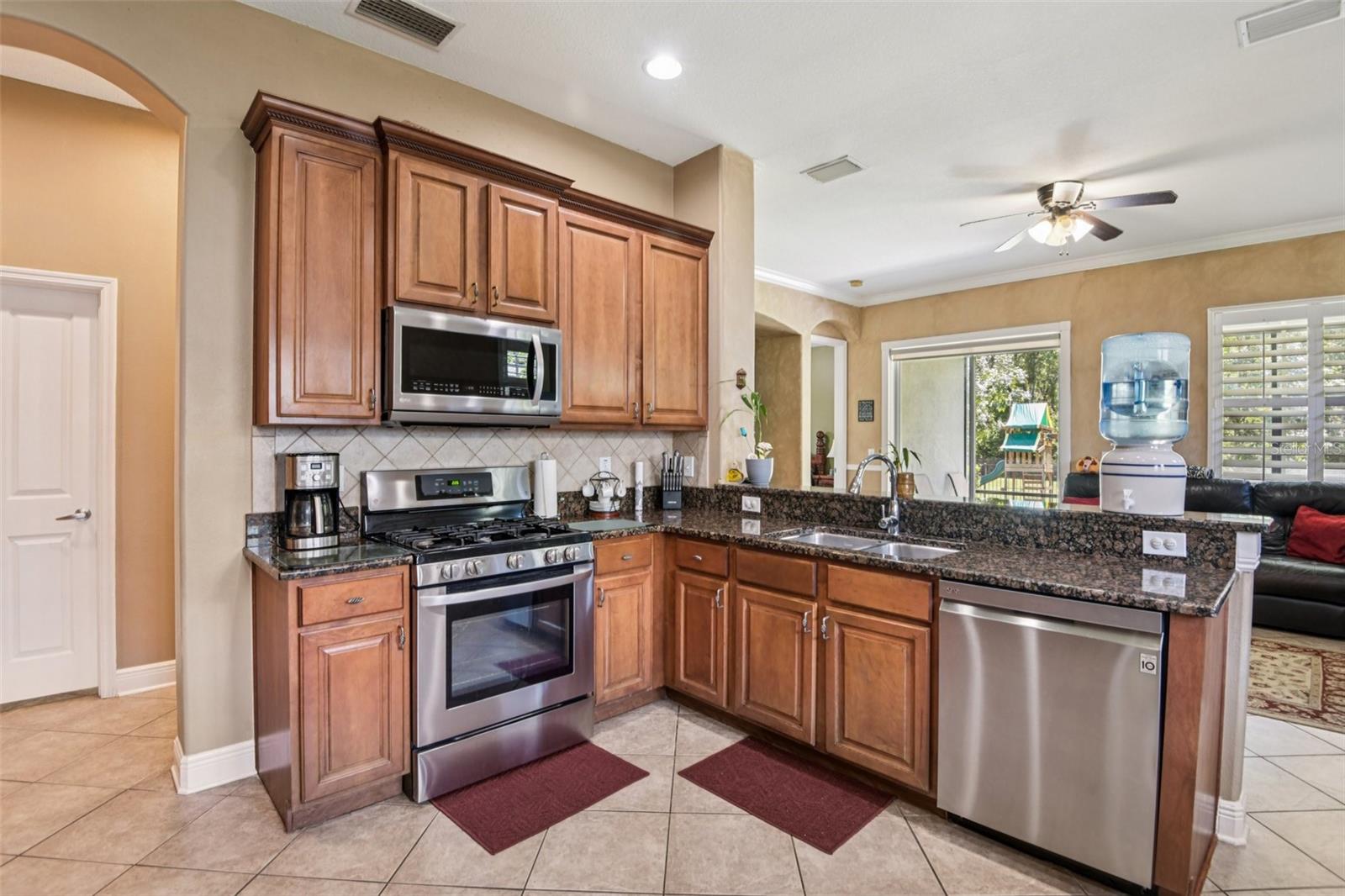 Image 20 of 58 For 8129 Lagerfeld Drive