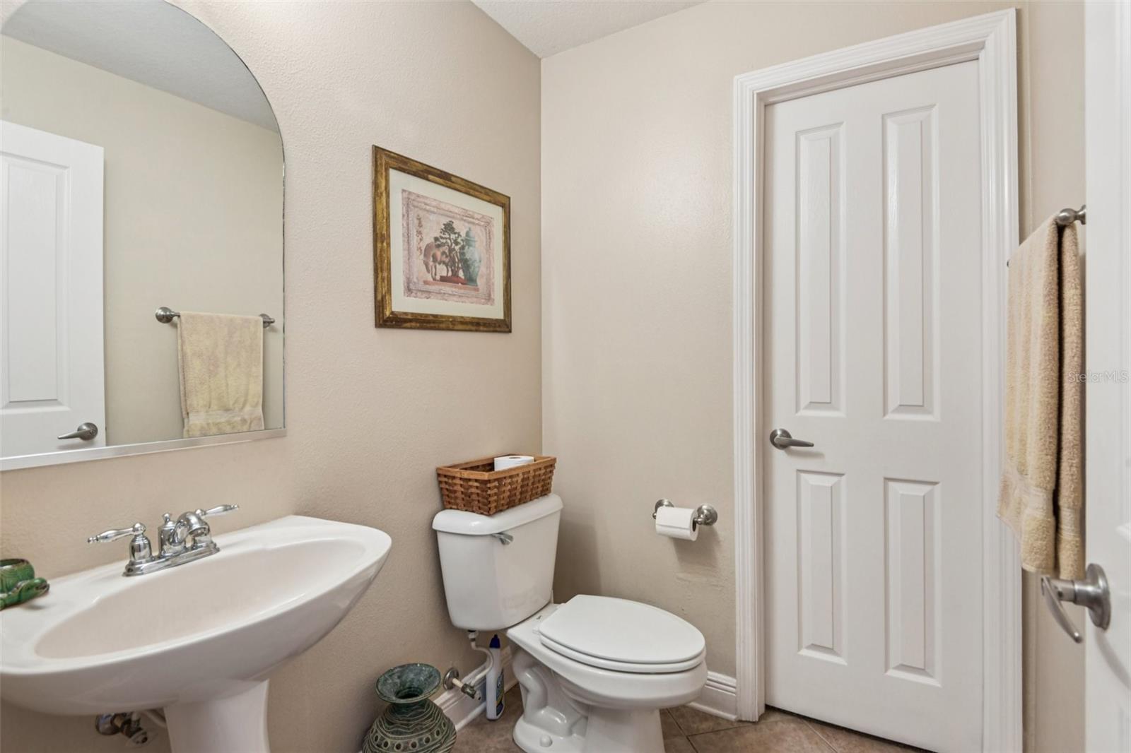 Image 21 of 58 For 8129 Lagerfeld Drive