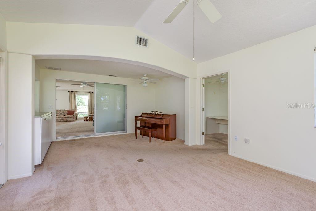 Image 25 of 33 For 12779 Ironwood Circle