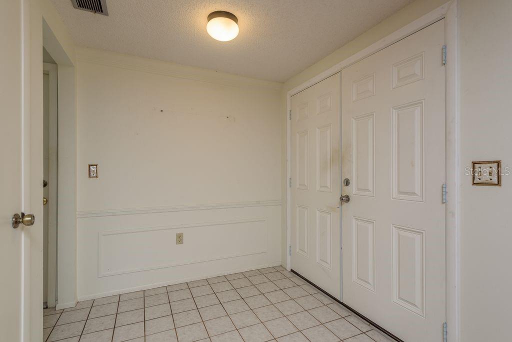 Image 4 of 33 For 12779 Ironwood Circle