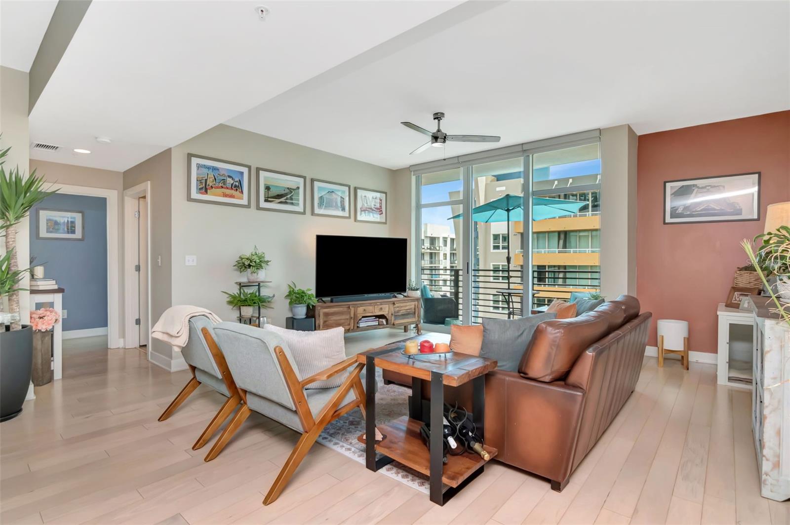 Image 13 of 80 For 1120 Kennedy Boulevard 611