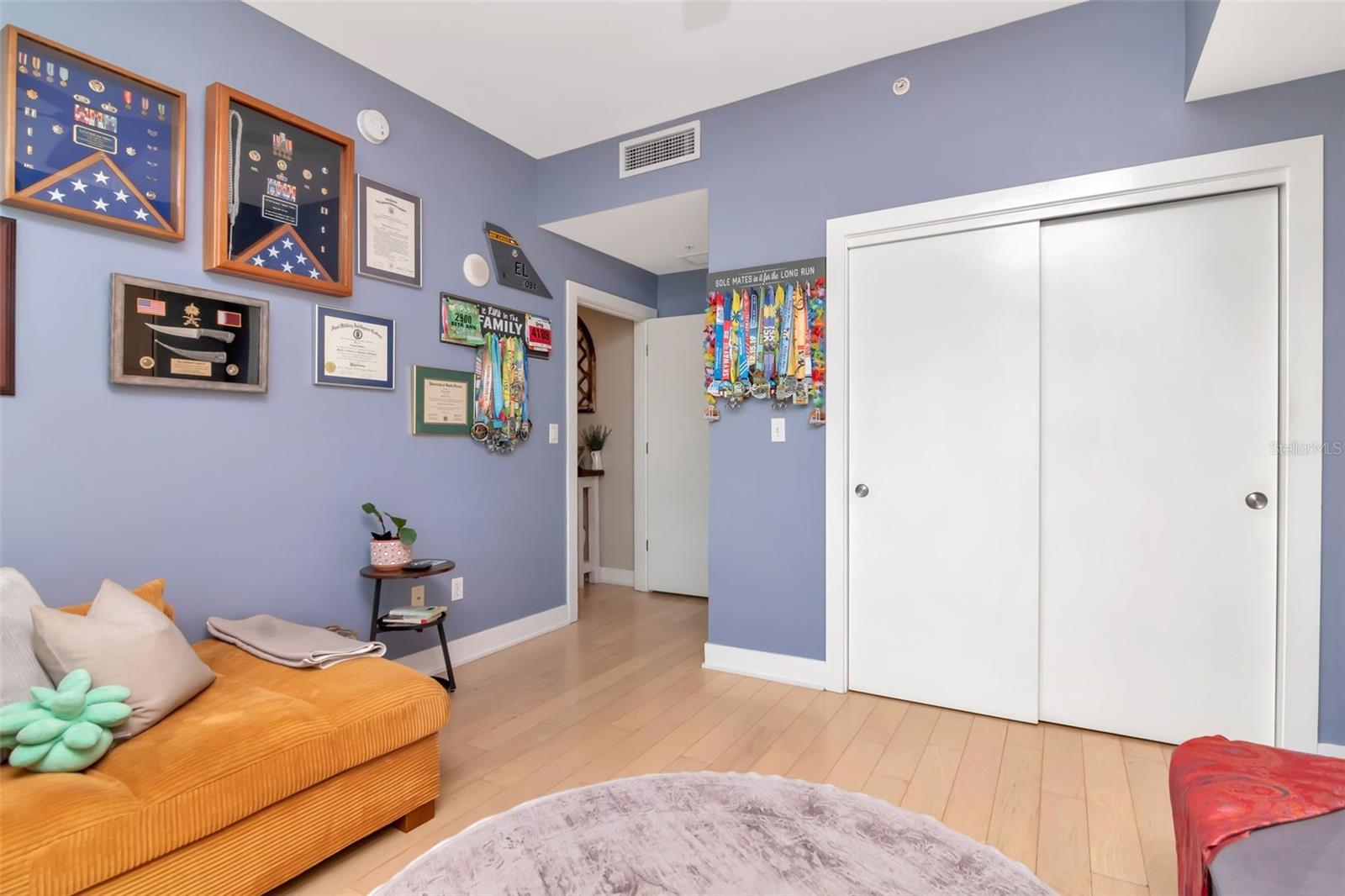 Image 17 of 80 For 1120 Kennedy Boulevard 611