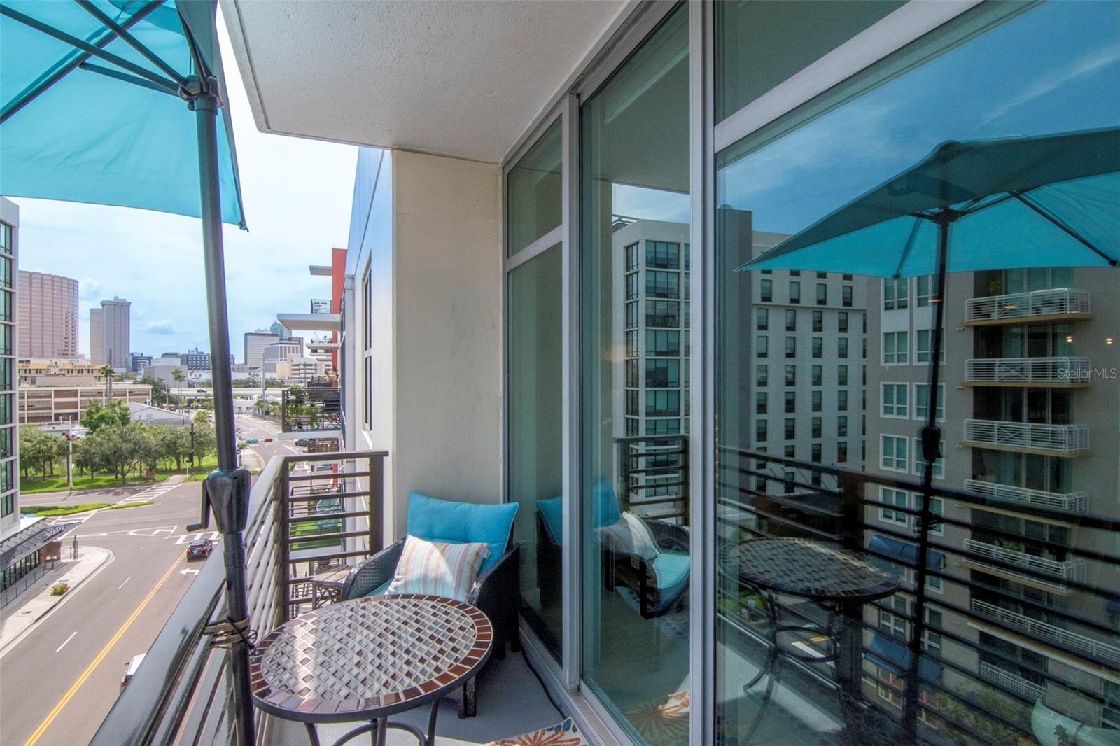 Image 25 of 80 For 1120 Kennedy Boulevard 611