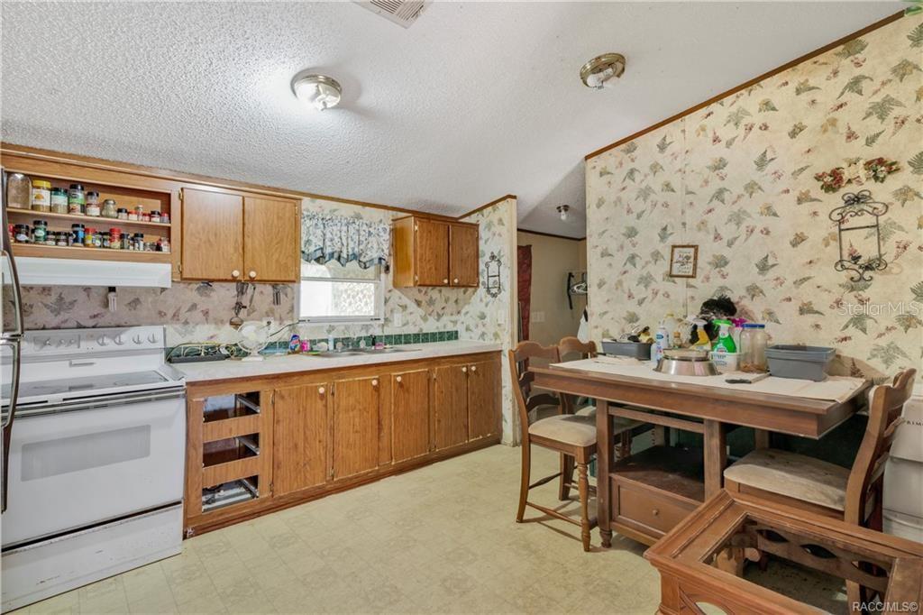 Image 3 of 35 For 5163 Memorial Drive