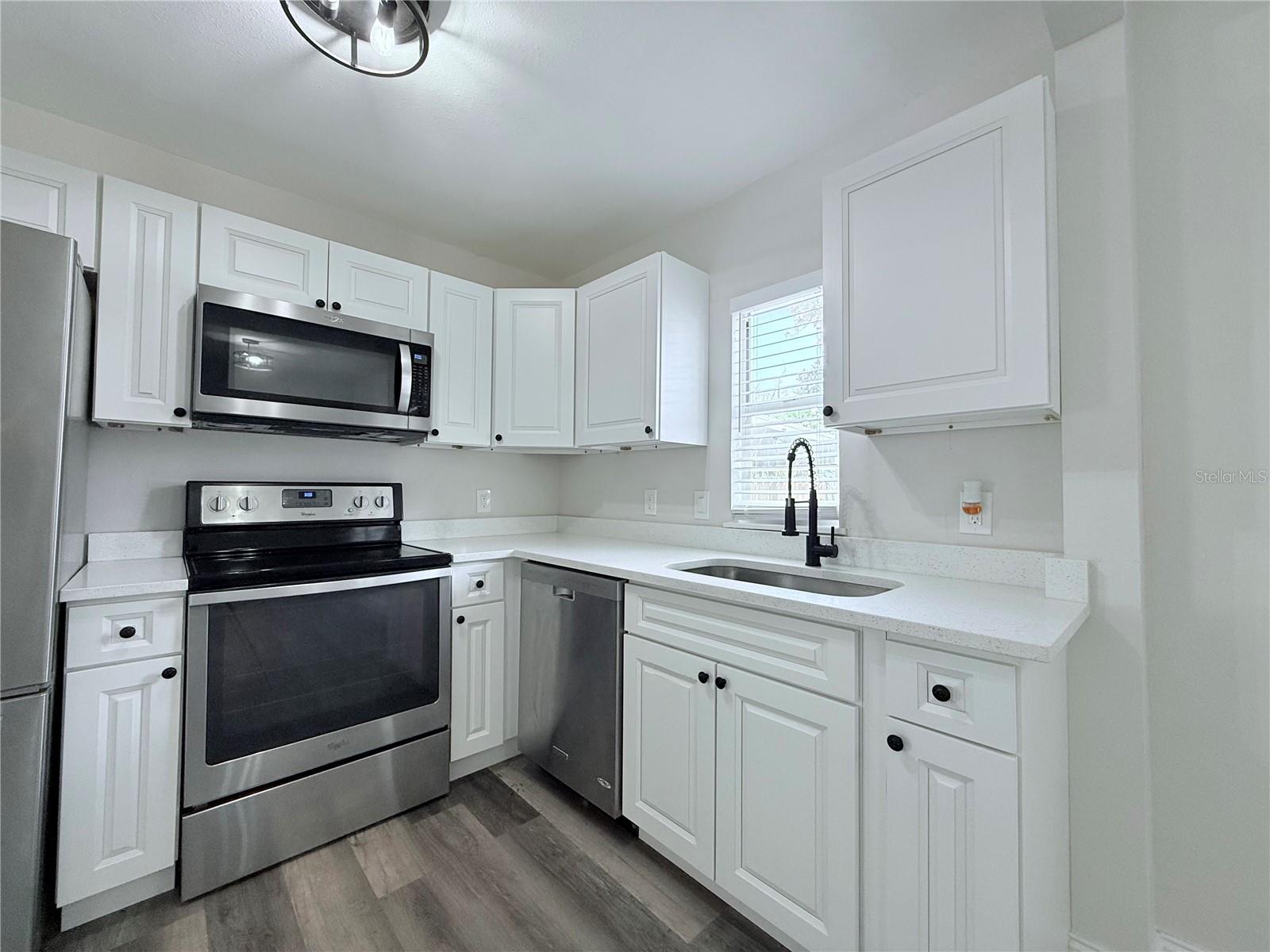 Image 7 of 18 For 1922 23rd Street S