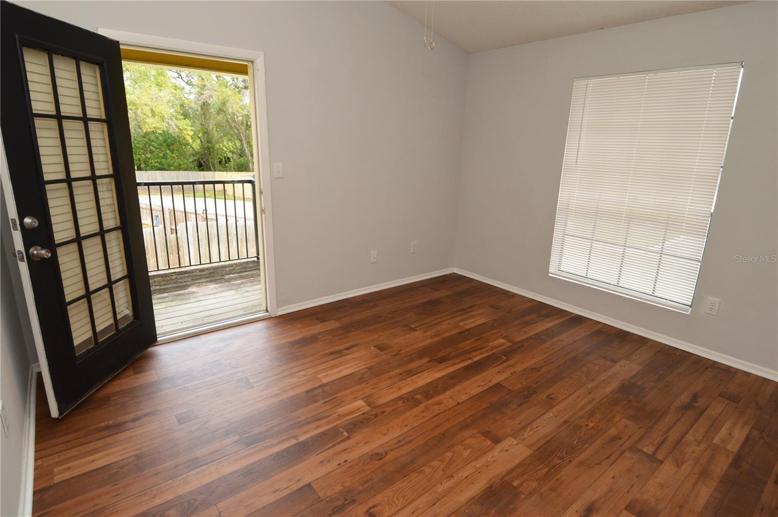 Image 14 of 93 For 8728 Mallard Reserve Drive 201