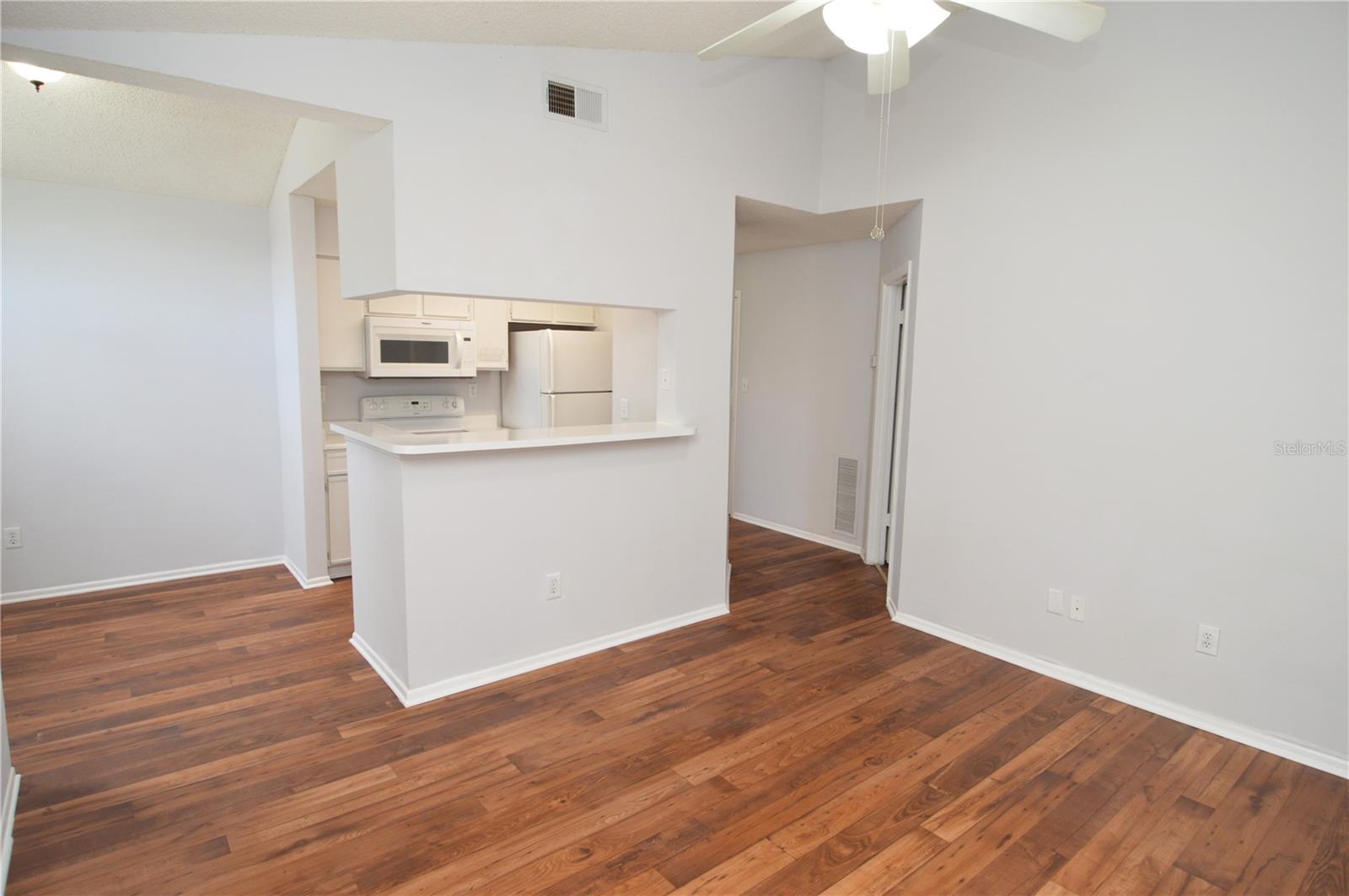 Image 4 of 93 For 8728 Mallard Reserve Drive 201