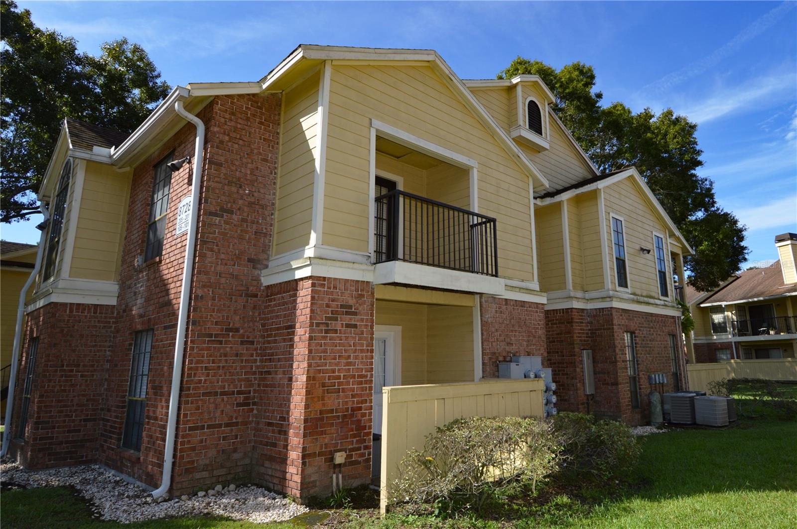 Image 41 of 93 For 8728 Mallard Reserve Drive 201