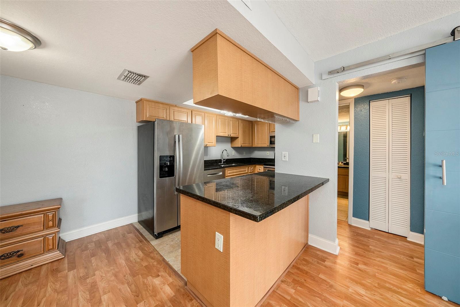 Image 14 of 29 For 3711 Iowa Avenue 214