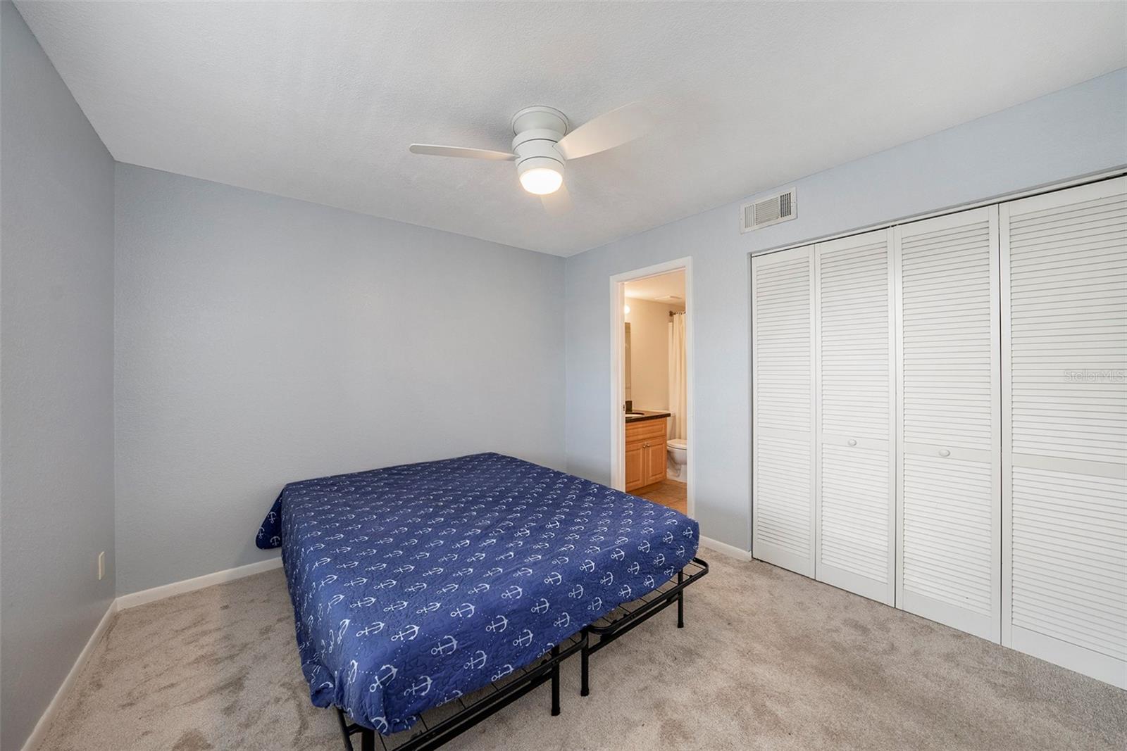 Image 17 of 29 For 3711 Iowa Avenue 214