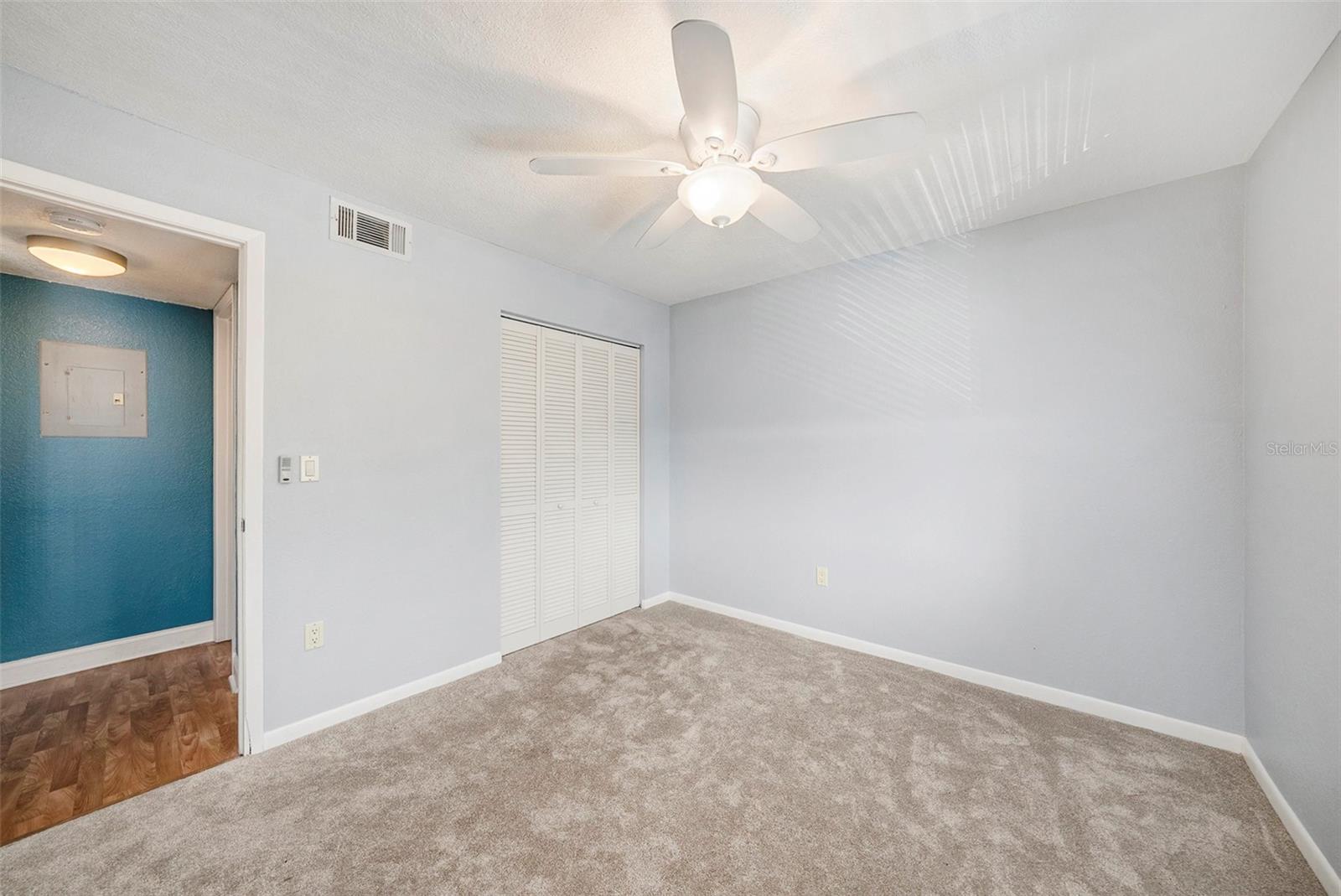 Image 19 of 29 For 3711 Iowa Avenue 214