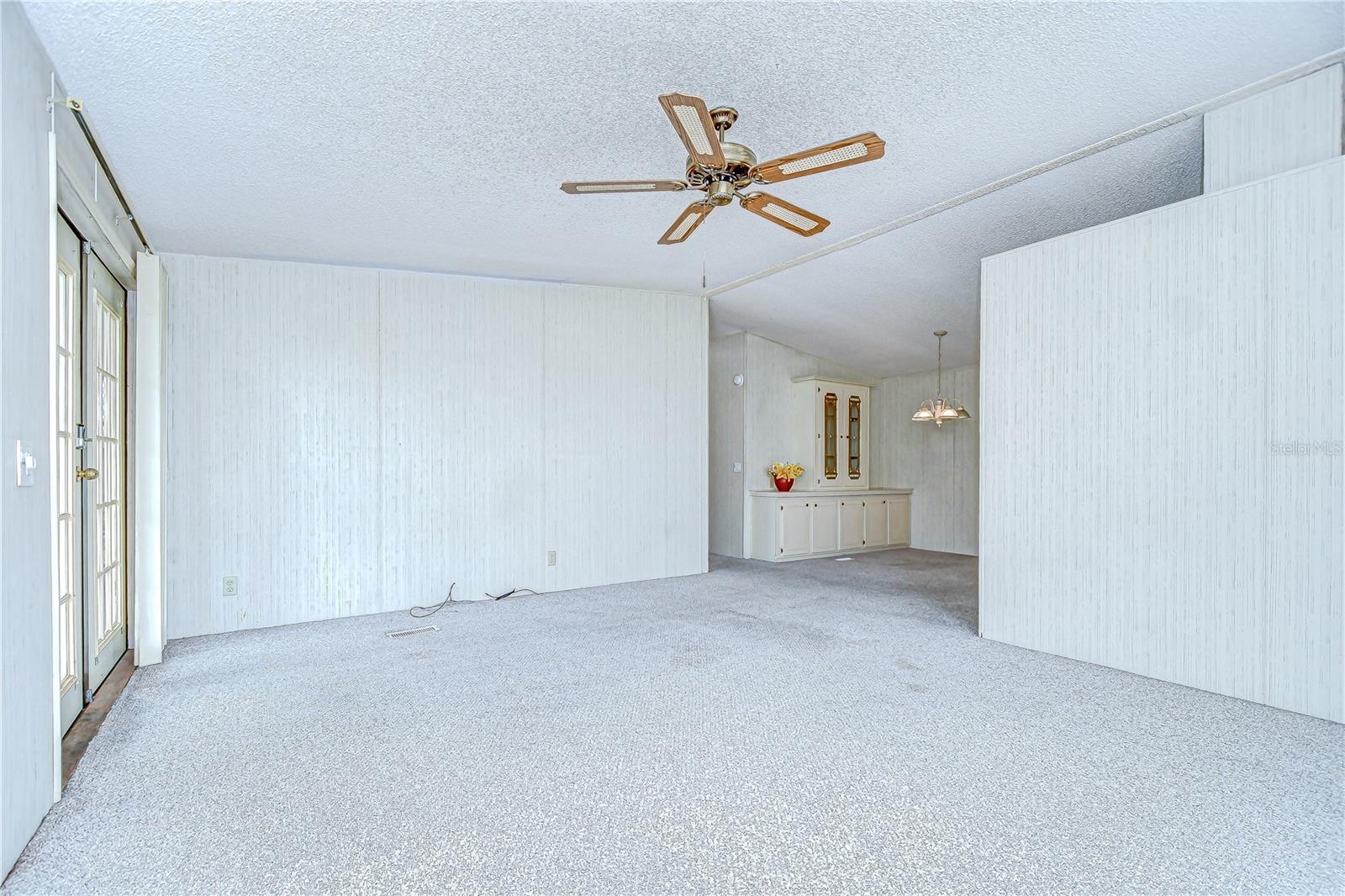Image 33 of 56 For 34121 Tree Lake Drive