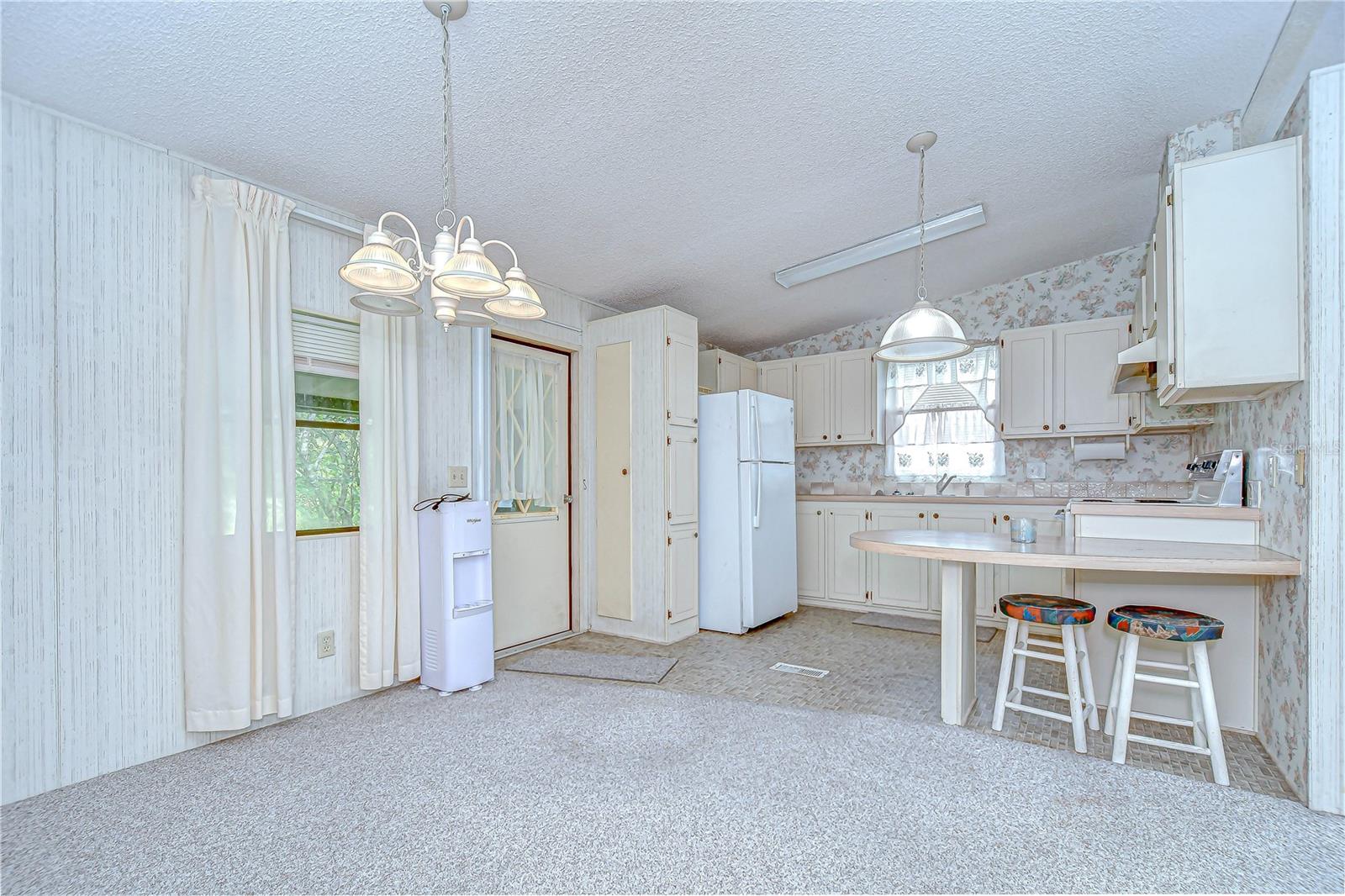 Image 37 of 56 For 34121 Tree Lake Drive